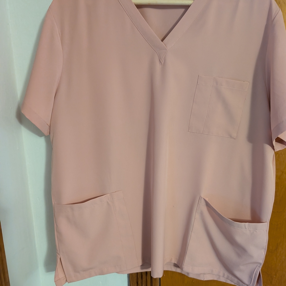 Pink Scrub Set with Pockets - Picture 9 of 13